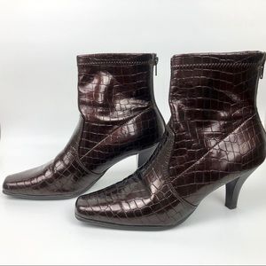 Aerosoles Faux Croc booties
